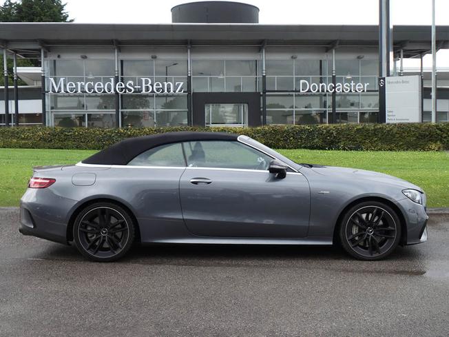 MERCEDES-BENZ E Class Photo 7