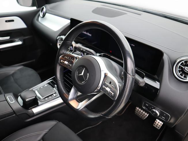 MERCEDES-BENZ B Class Photo 12