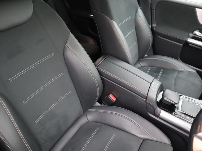 MERCEDES-BENZ B Class Photo 13