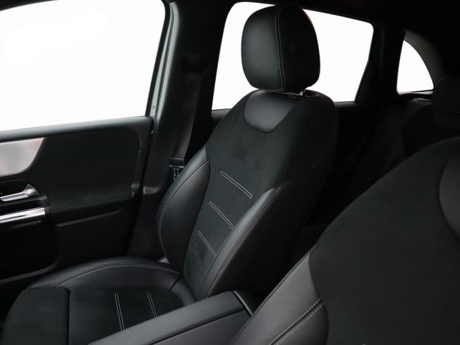 MERCEDES-BENZ B Class Photo 19