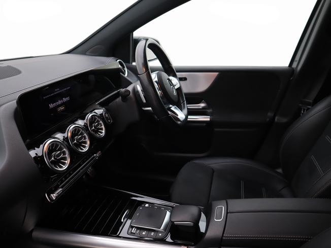 MERCEDES-BENZ B Class Photo 20
