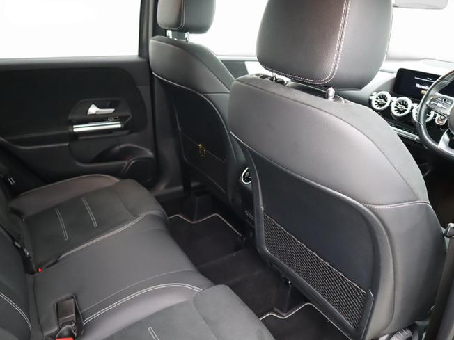 MERCEDES-BENZ B Class Photo 26