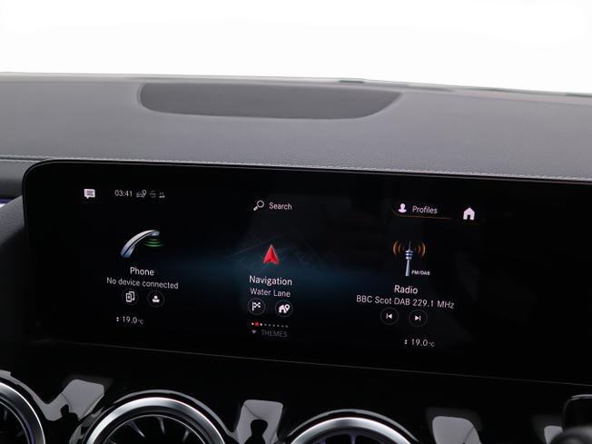 MERCEDES-BENZ B Class Photo 29