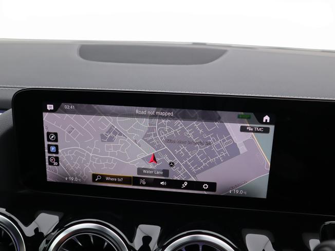 MERCEDES-BENZ B Class Photo 30