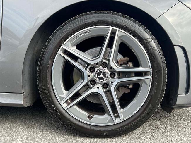 MERCEDES-BENZ B Class Photo 6
