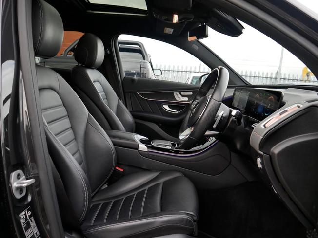 MERCEDES-BENZ EQC Photo 35
