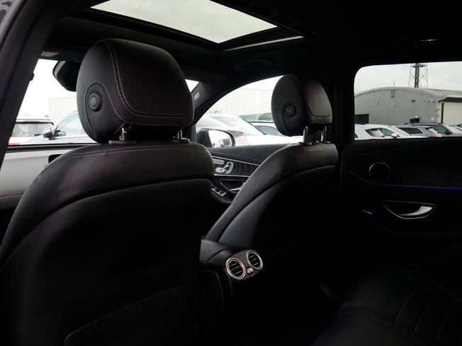 MERCEDES-BENZ EQC Photo 41