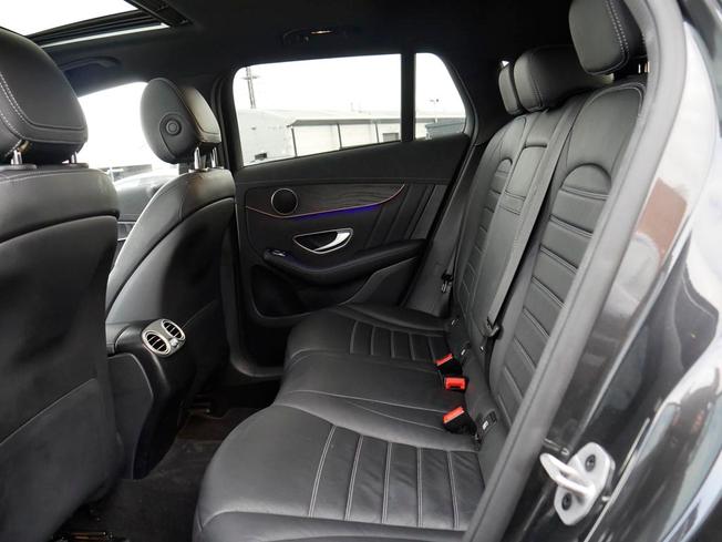 MERCEDES-BENZ EQC Photo 8
