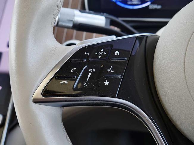 MERCEDES-BENZ Eqs Photo 12