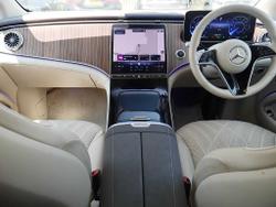 MERCEDES-BENZ Eqs Photo 5