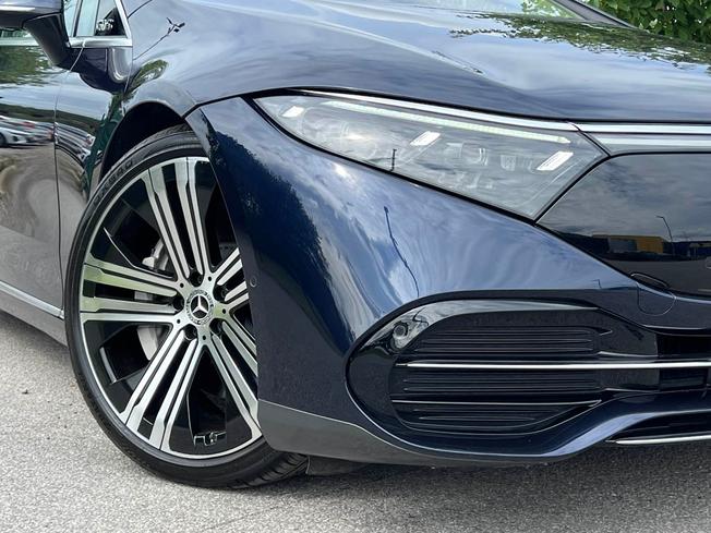 MERCEDES-BENZ Eqs Photo 12