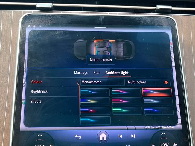 MERCEDES-BENZ Eqs Photo 33