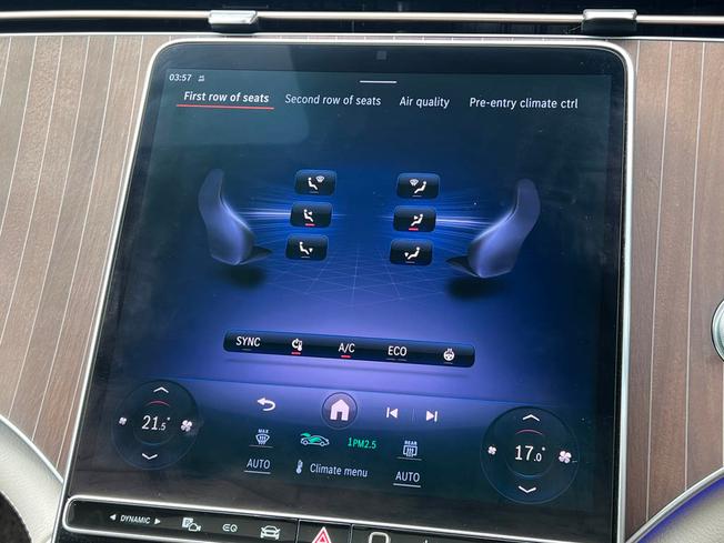 MERCEDES-BENZ Eqs Photo 36