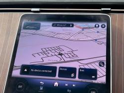 MERCEDES-BENZ Eqs Photo 5