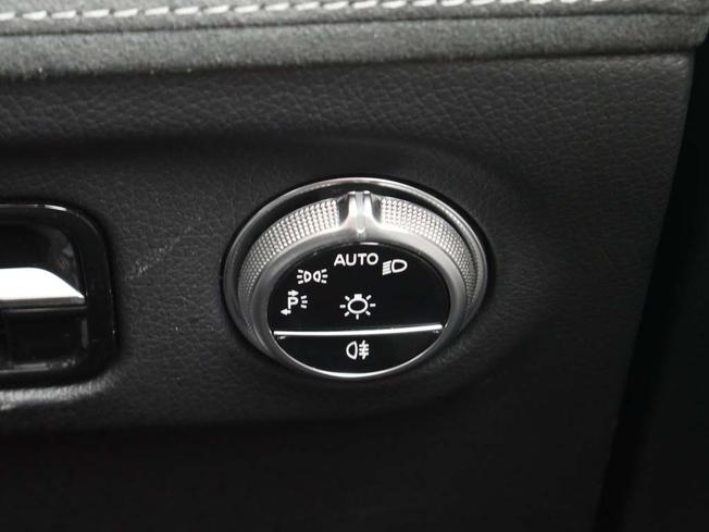 MERCEDES-BENZ Eqs Photo 15