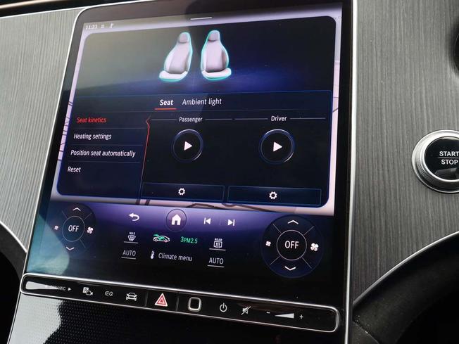 MERCEDES-BENZ Eqs Photo 24