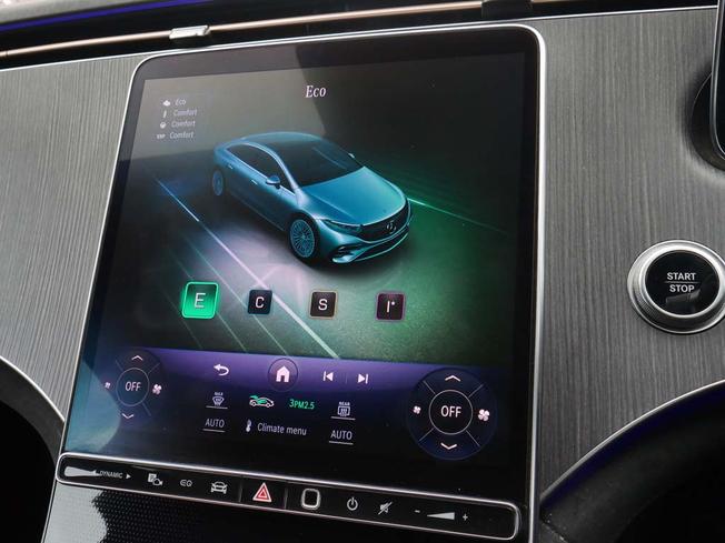 MERCEDES-BENZ Eqs Photo 28