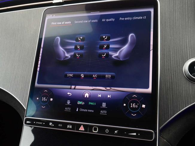 MERCEDES-BENZ Eqs Photo 32