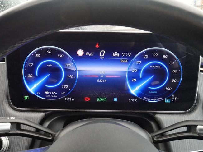 MERCEDES-BENZ Eqs Photo 4