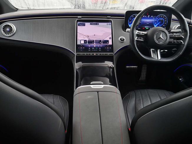 MERCEDES-BENZ Eqs Photo 5