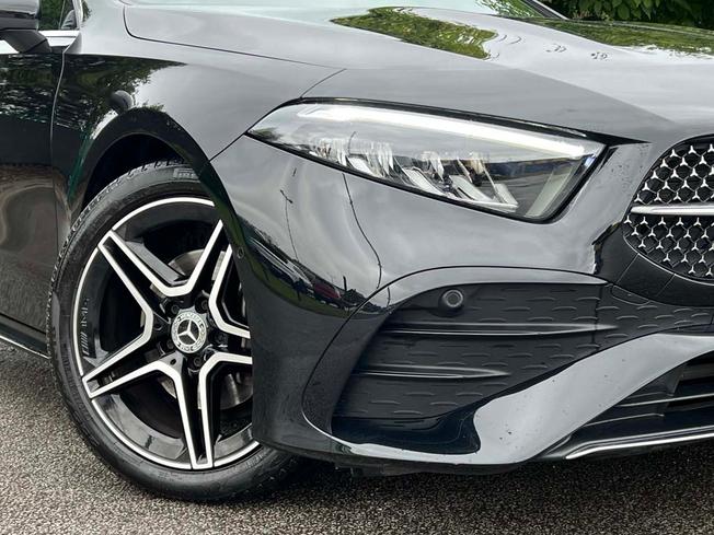 MERCEDES-BENZ A Class Photo 12