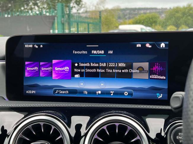 MERCEDES-BENZ A Class Photo 30