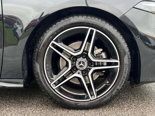 MERCEDES-BENZ A Class Photo 6
