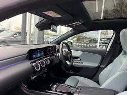 MERCEDES-BENZ A Class Photo 3
