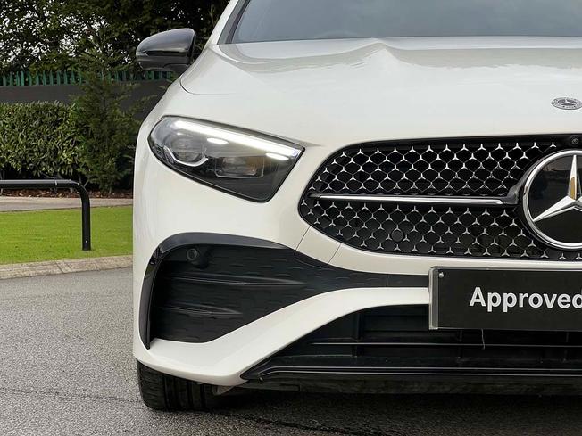 MERCEDES-BENZ A Class Photo 17