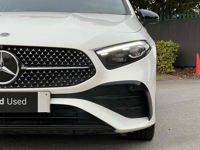 MERCEDES-BENZ A Class Photo 19