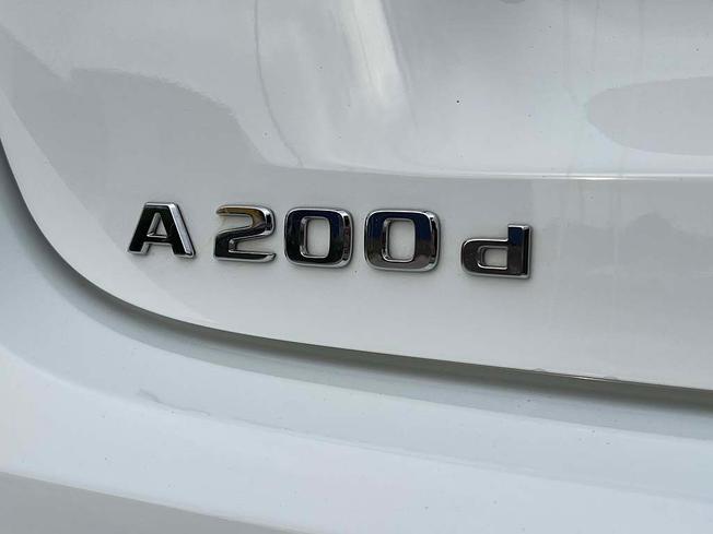MERCEDES-BENZ A Class Photo 20