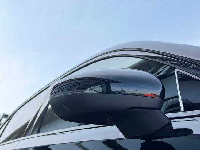 MERCEDES-BENZ A Class Photo 15