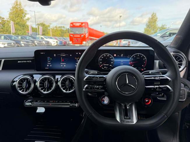 MERCEDES-BENZ A Class Photo 41