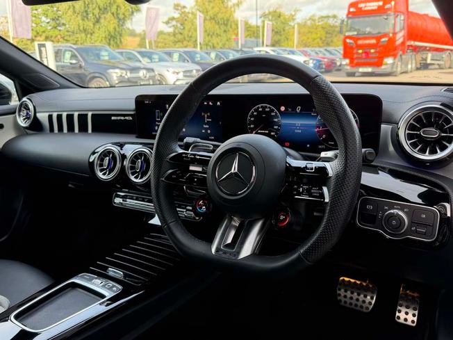 MERCEDES-BENZ A Class Photo 42