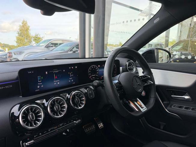MERCEDES-BENZ A Class Photo 45