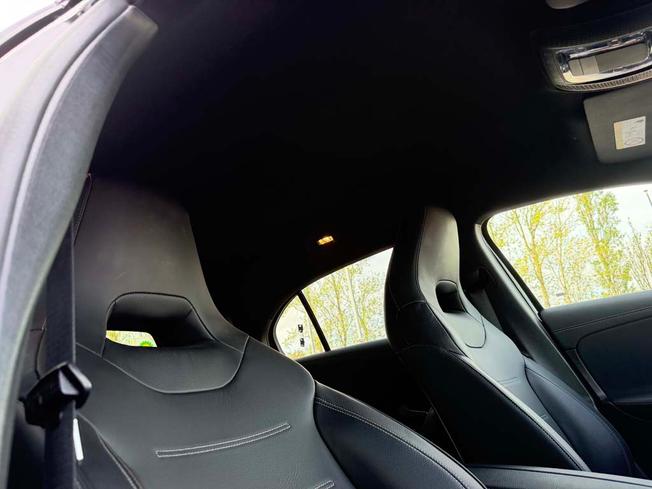 MERCEDES-BENZ A Class Photo 8