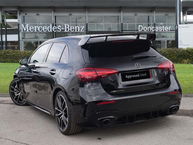 MERCEDES-BENZ A Class Photo 2