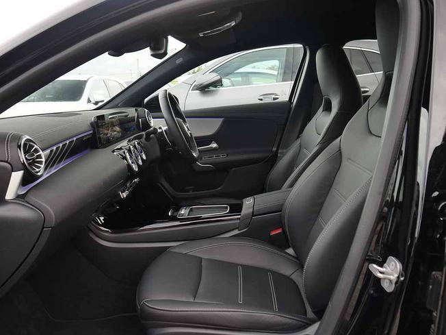MERCEDES-BENZ A Class Photo 3
