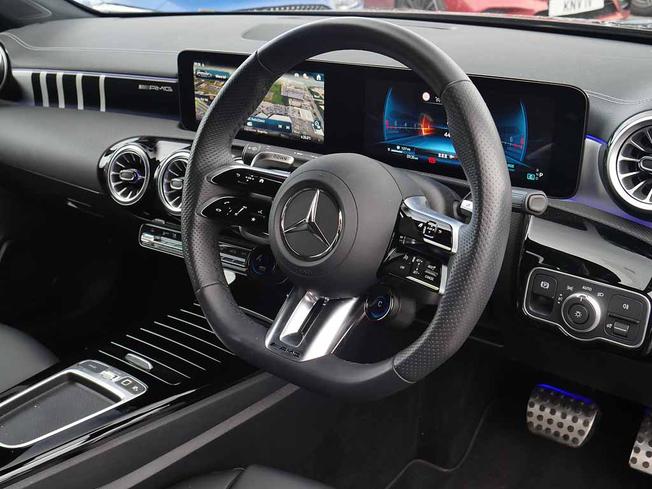 MERCEDES-BENZ A Class Photo 37