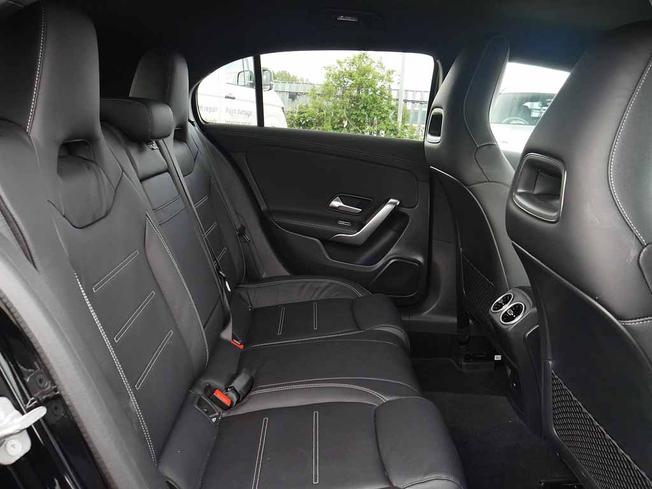 MERCEDES-BENZ A Class Photo 38