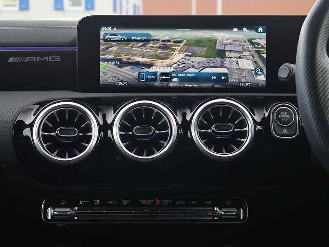 MERCEDES-BENZ A Class Photo 46