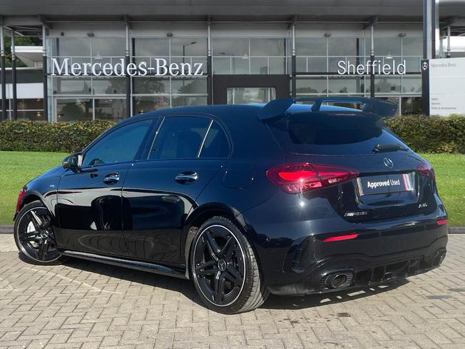Mercedes-Benz A Class Photo 2