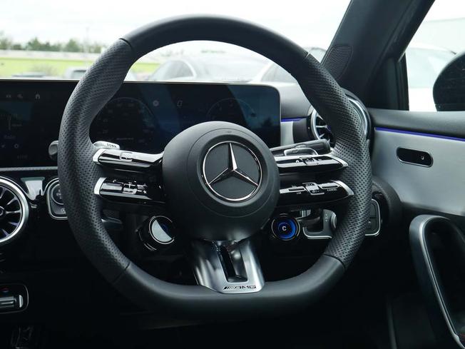 MERCEDES-BENZ A Class Photo 43