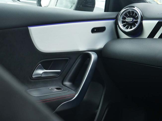 MERCEDES-BENZ A Class Photo 45