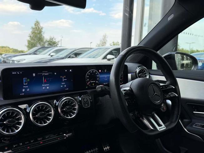 MERCEDES-BENZ A Class Photo 43