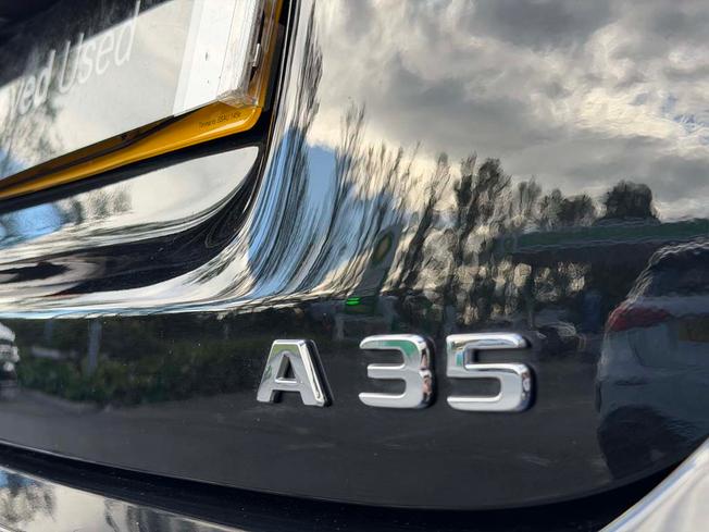 MERCEDES-BENZ A Class Photo 19