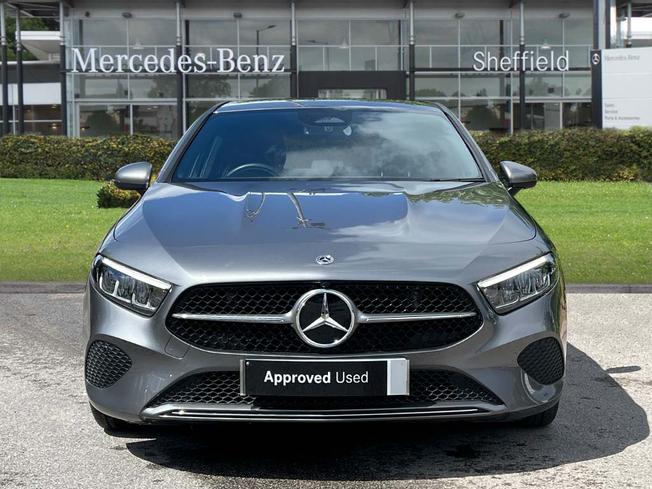 MERCEDES-BENZ A Class Photo 10