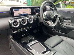 MERCEDES-BENZ A Class Photo 3