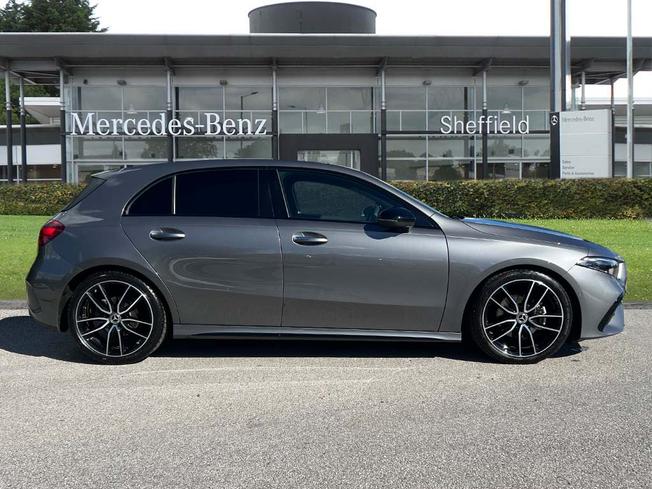 MERCEDES-BENZ A Class Photo 7