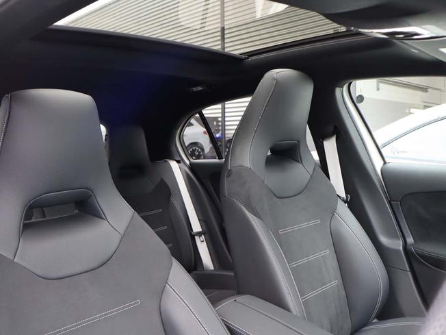 MERCEDES-BENZ A Class Photo 18